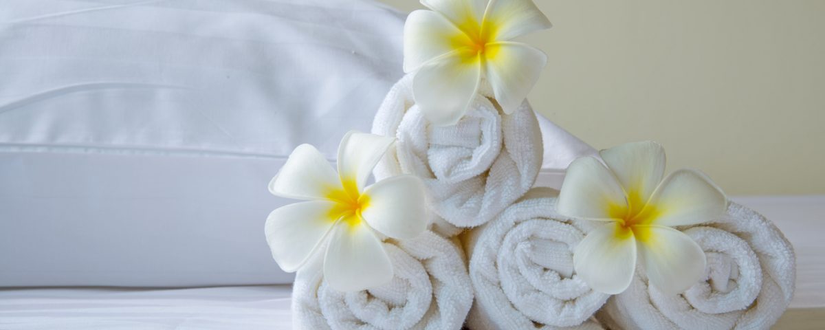 Image of spa towels for blog post by Bonnie NIcholls